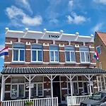Penzion Zee En Duinzicht 3*