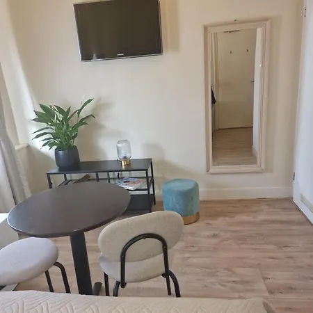 Zee En Duinzicht بيت ضيافة زاندفورت