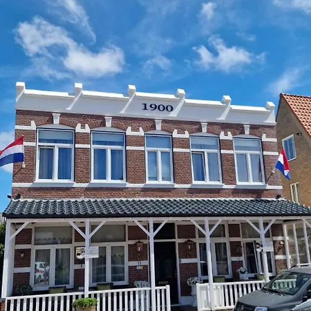 Penzion Zee En Duinzicht 3*